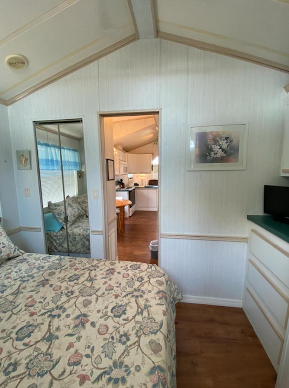 Woody'S Rv Resort Llc Sebring Room photo
