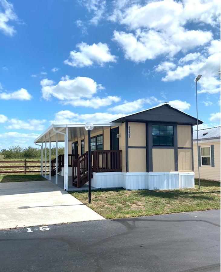 Woody'S Rv Resort Llc Sebring Room photo